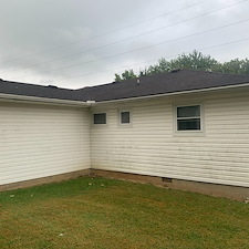 Amazing-House-Washing-Deck-Cleaning-Transformation-in-Connersville-Indiana 2